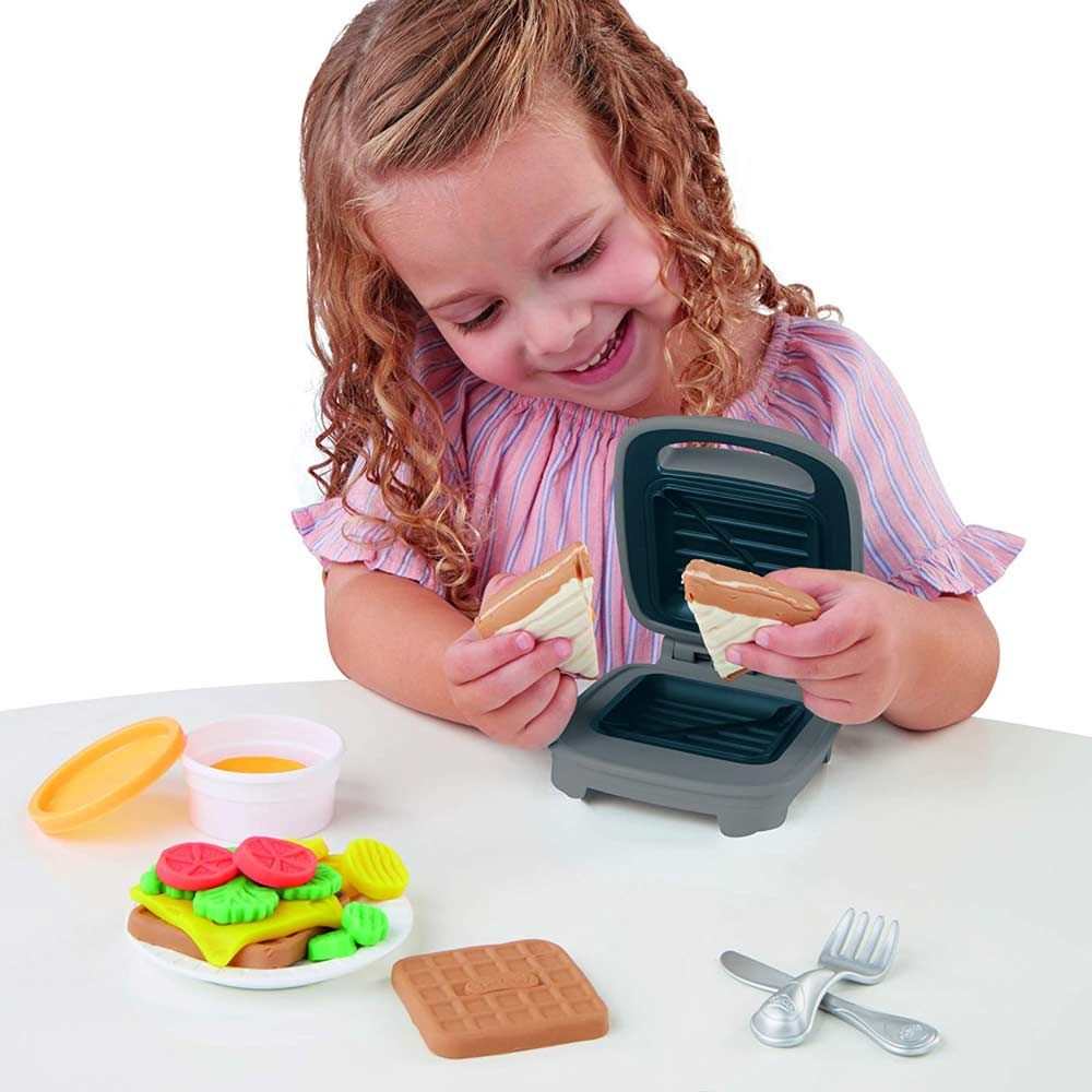 play doh grilled cheese